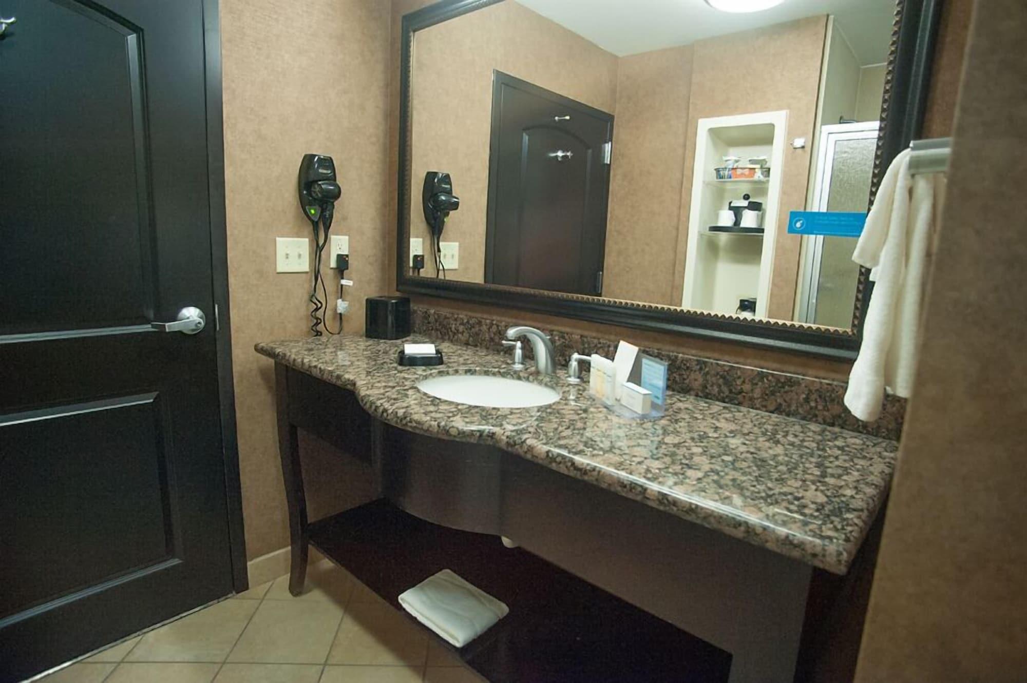 Hampton Inn & Suites Palestine Esterno foto