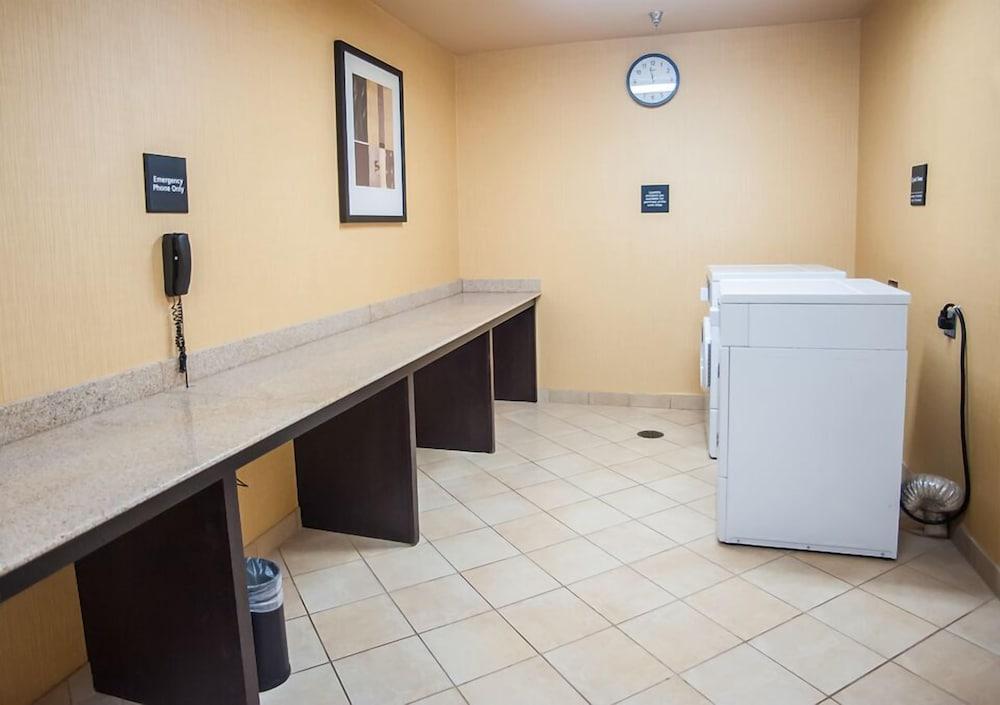 Hampton Inn & Suites Palestine Esterno foto