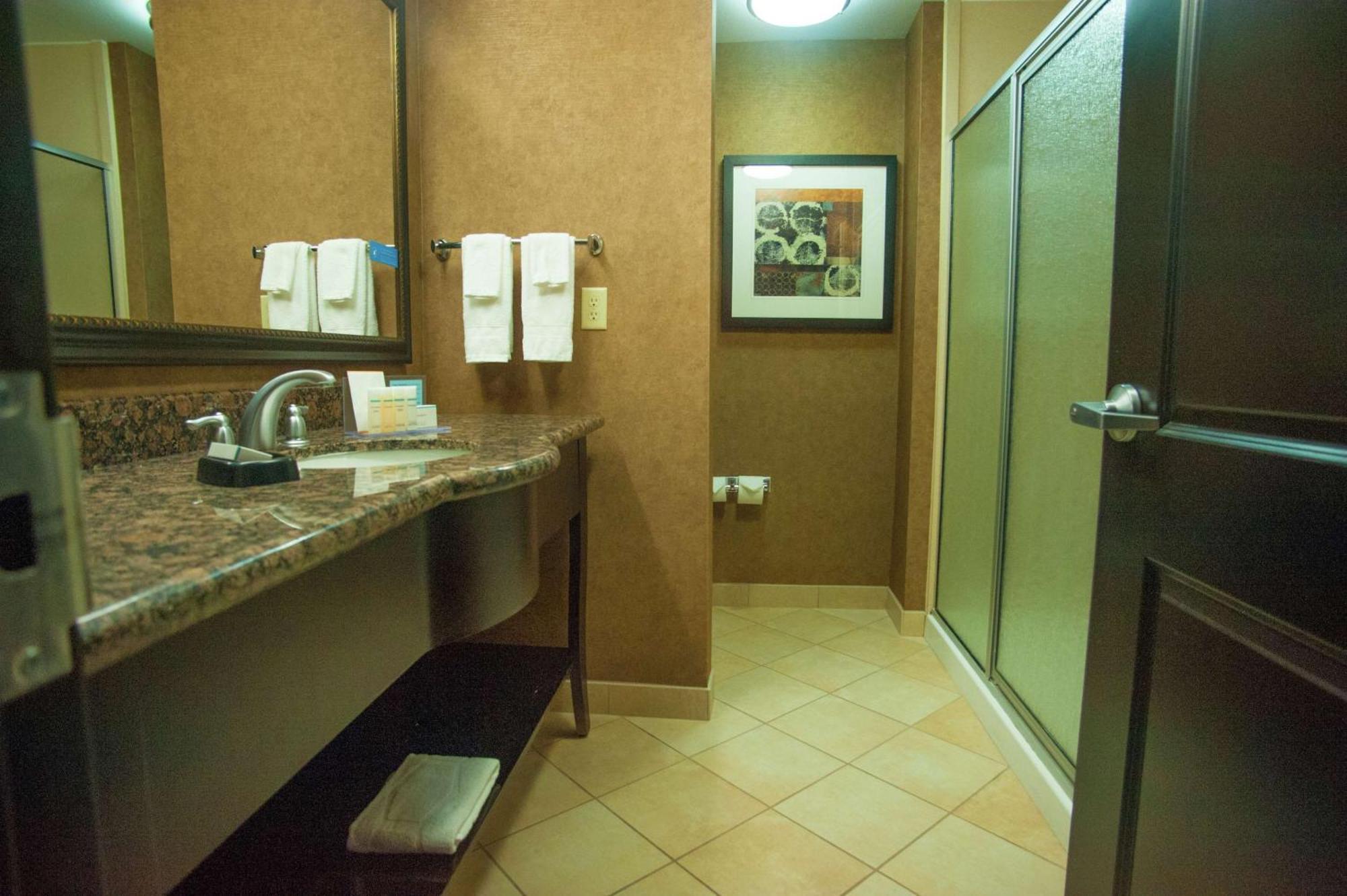 Hampton Inn & Suites Palestine Esterno foto