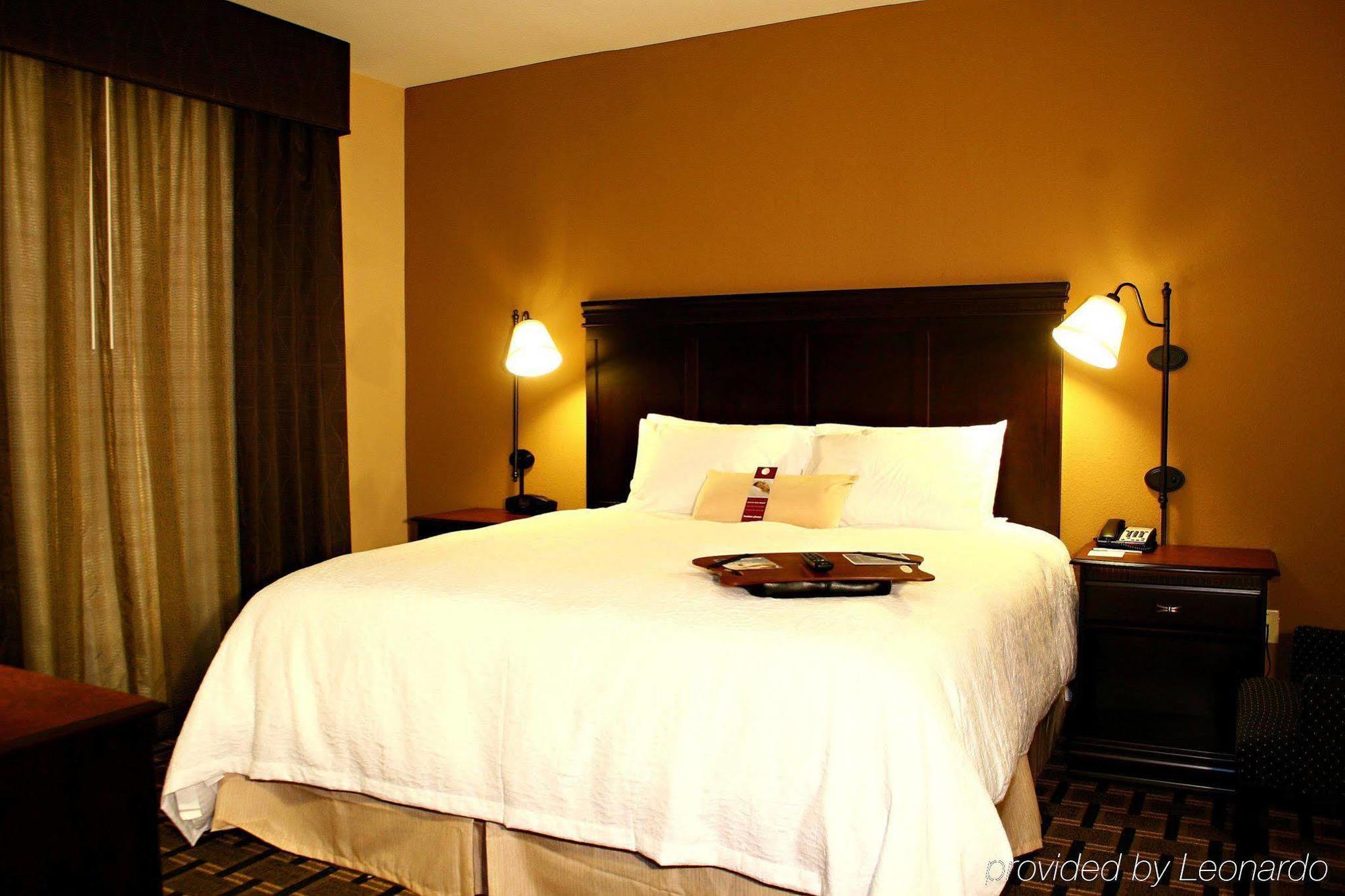 Hampton Inn & Suites Palestine Camera foto