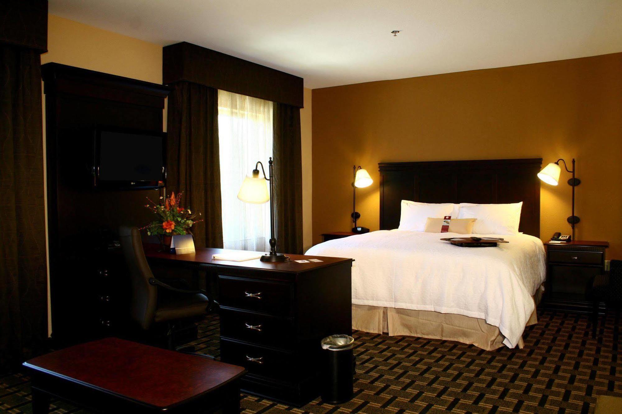 Hampton Inn & Suites Palestine Camera foto